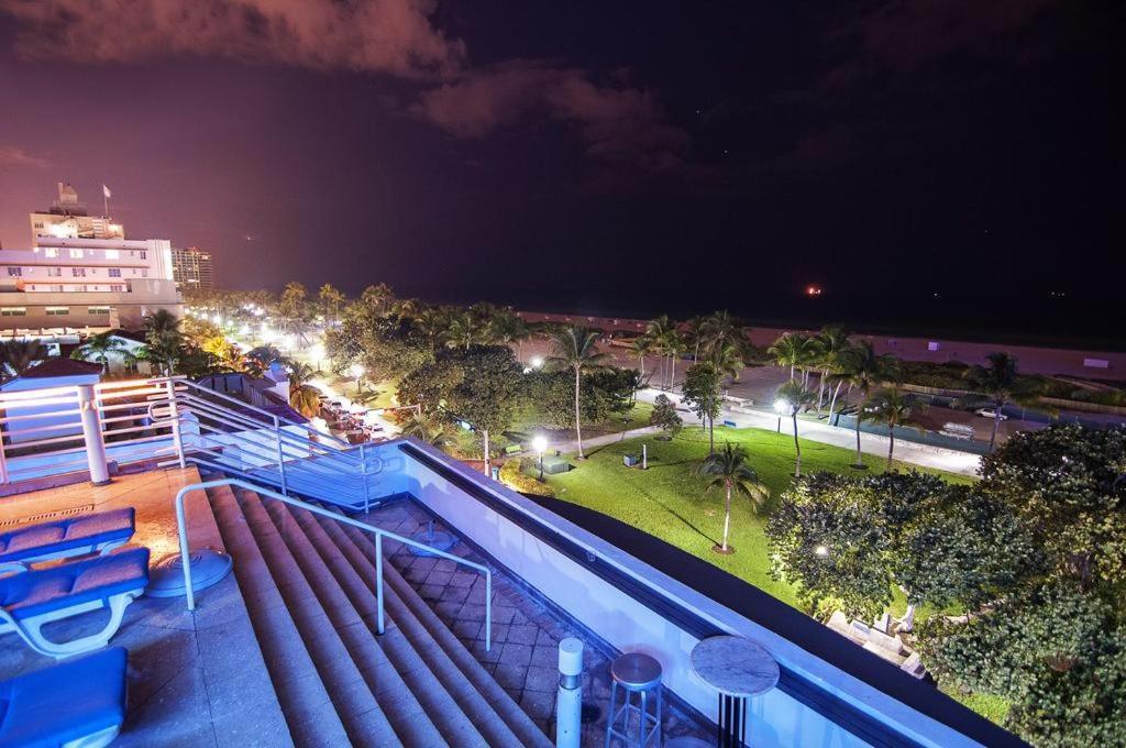 Ocean Drive Studio Beach Front Μαϊάμι Μπιτς Εξωτερικό φωτογραφία